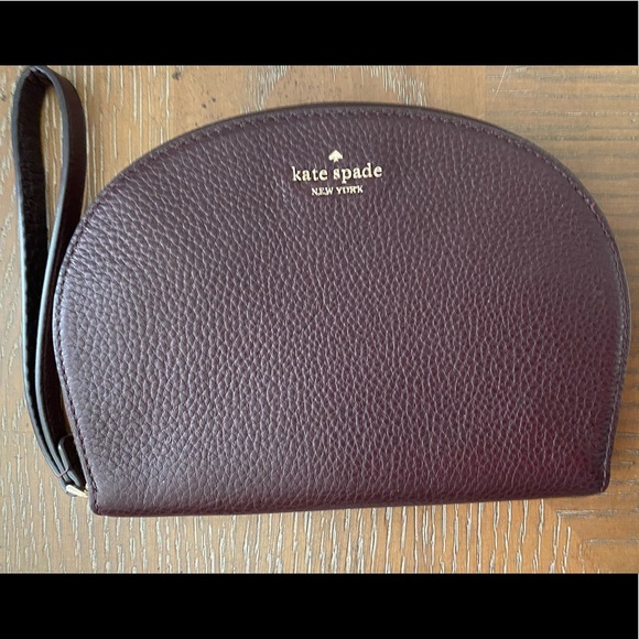 Kate Spade New York Jackson Half Moon Wristlet Phone Holder Dark Cherry Leather - Picture 1 of 7
